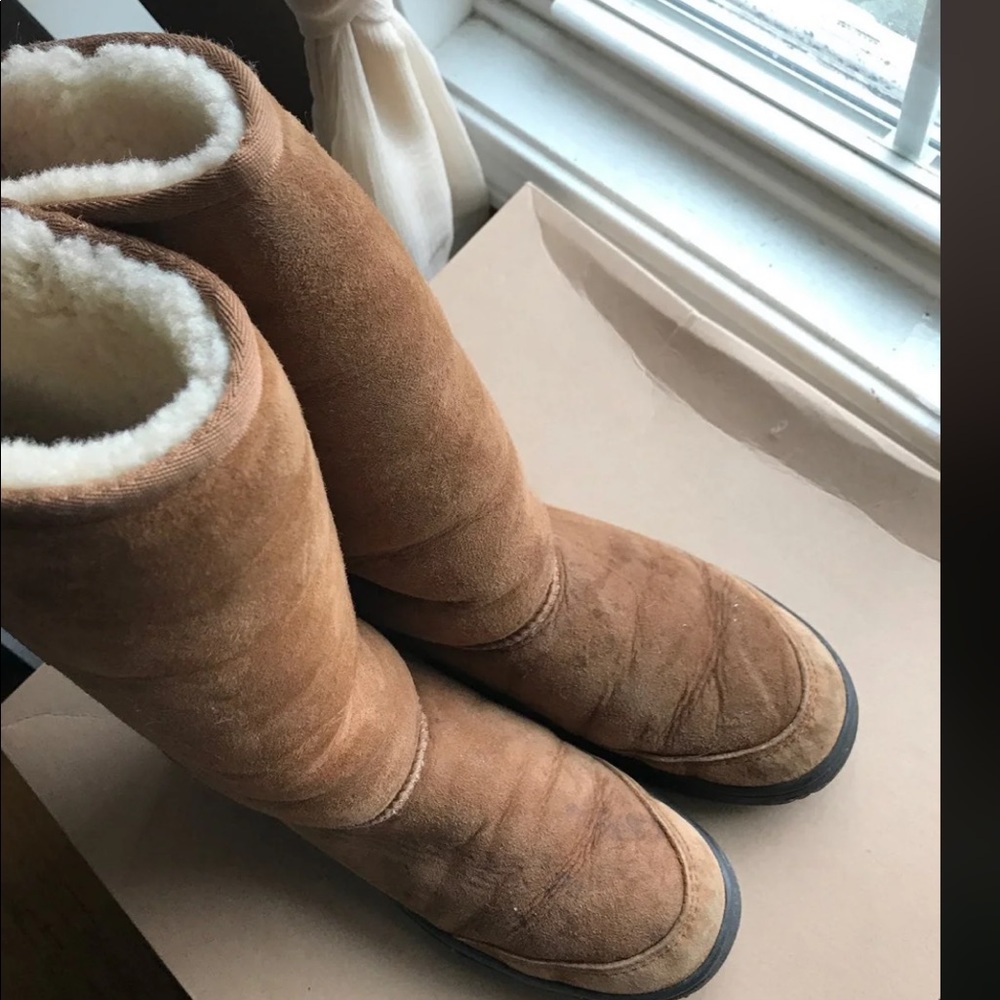 Ugg tall boots size7